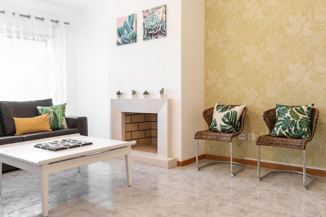 Paradise Place Apartment *
